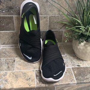 Like new Nike slip ons